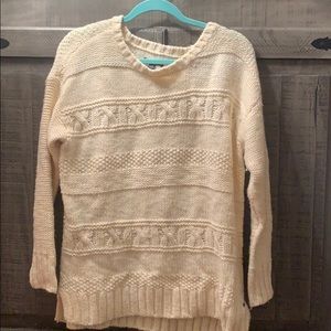 Creme sweater